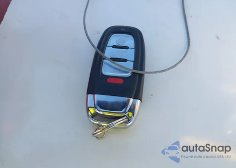 2015 Audi A8 L 4.0T z USA, uszkodzony, nr VIN WAU32AFD0FN002508